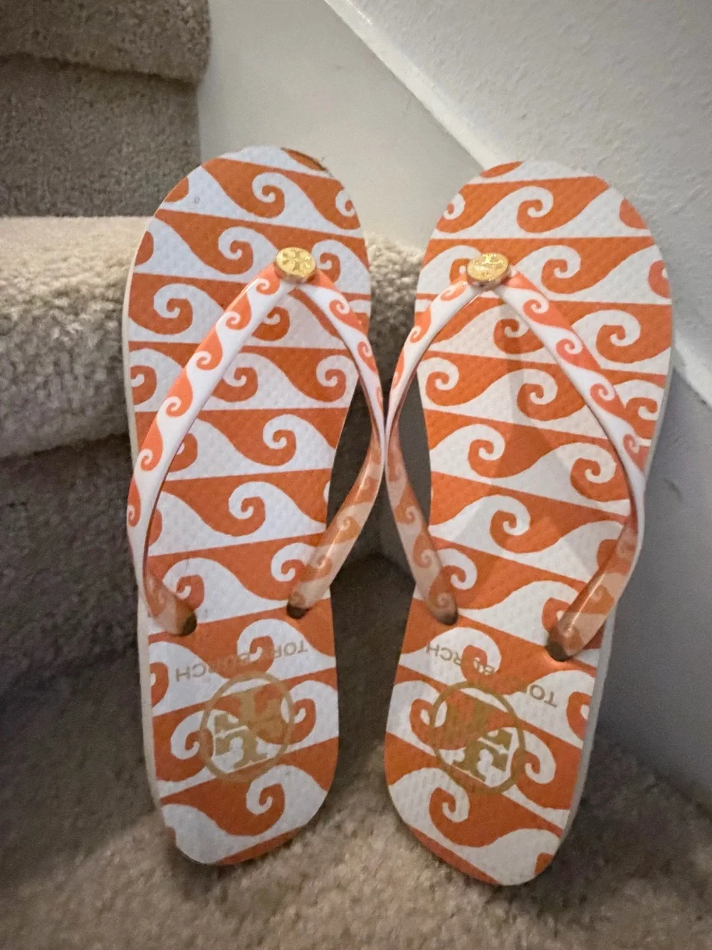 Tory Burch Orange & White Swirl Flip Flops size 6